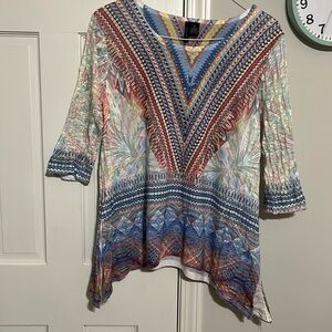 New directions multi colored shark bite tunic top
